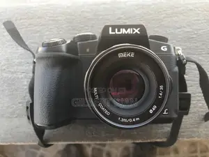 LUMIX G85 With Meiki 35mm F1.4 Prime Lens