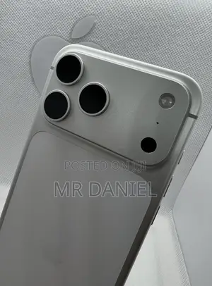 New Apple iPhone 17 Pro Max 1 TB Silver