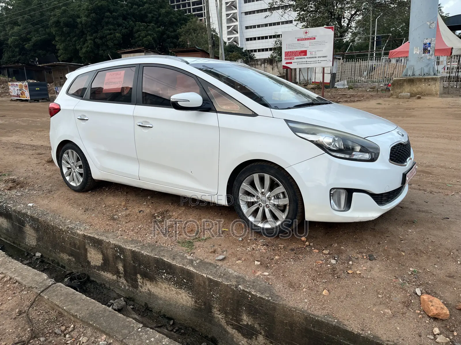 Kia Carens 2014 White