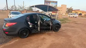 Hyundai Accent GLS 4dr Sedan (1.6L 4cyl 6M) 2014 Black