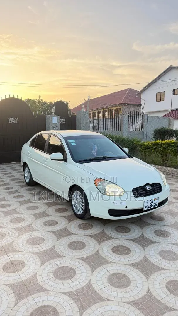 Hyundai Accent GLS Automatic 2010 White