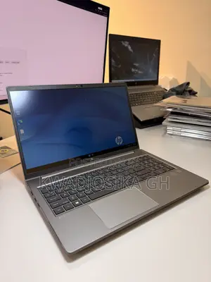 Laptop HP ZBook Power G9 i7 16GB Intel Core i7 SSD 512GB
