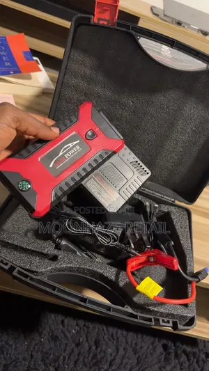 High Power Car Jump Starter Kit With Air Compressor / Tyre Inflator