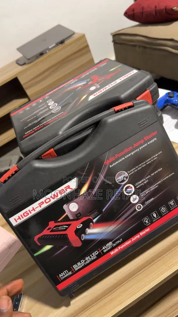 High Power Car Jump Starter Kit With Air Compressor / Tyre Inflator
