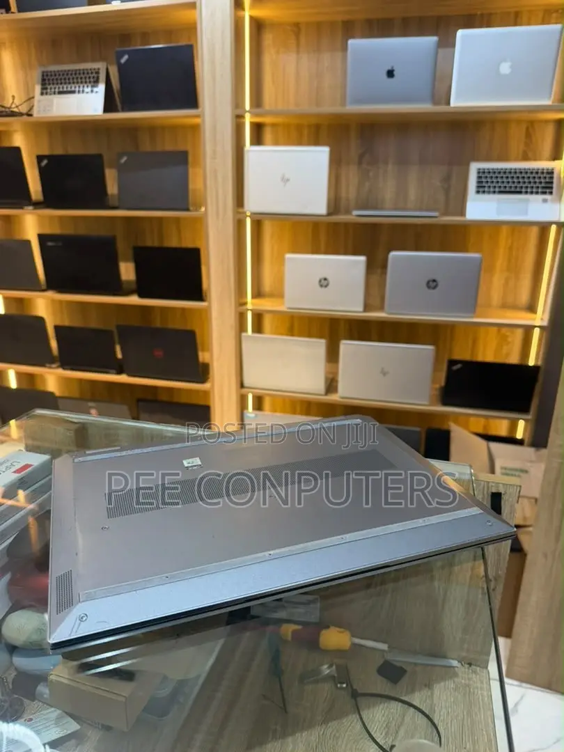 Laptop HP ZBook Studio G5 16GB Intel Core i5 SSD 256GB