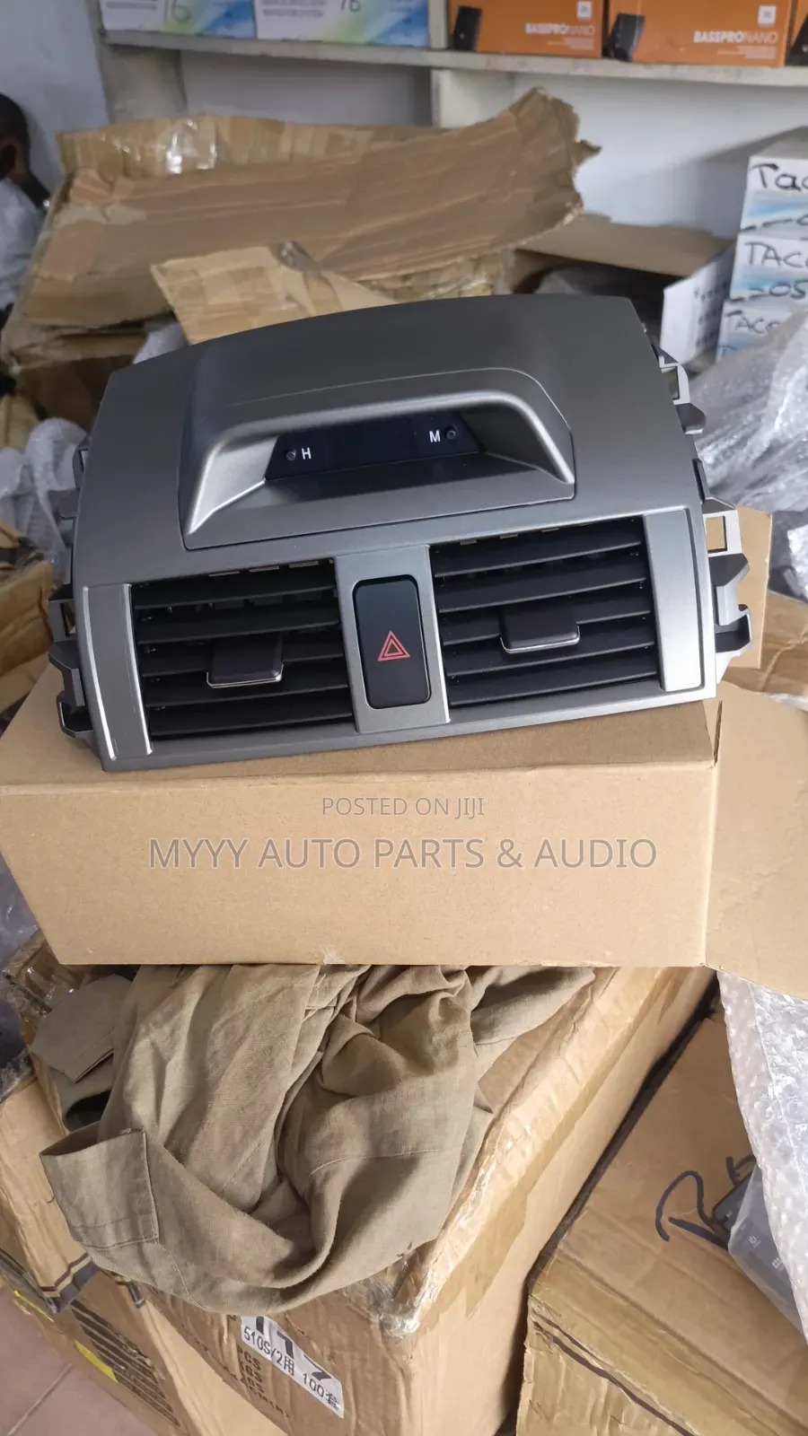 Top Clock Air Vent for 09 Corolla