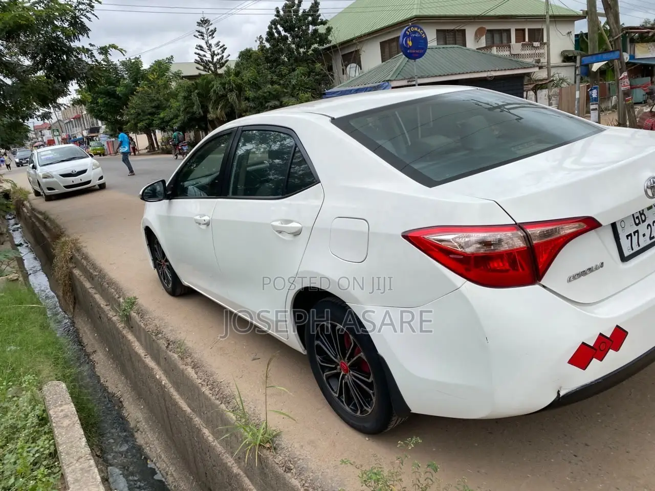 Toyota Corolla 2018 White
