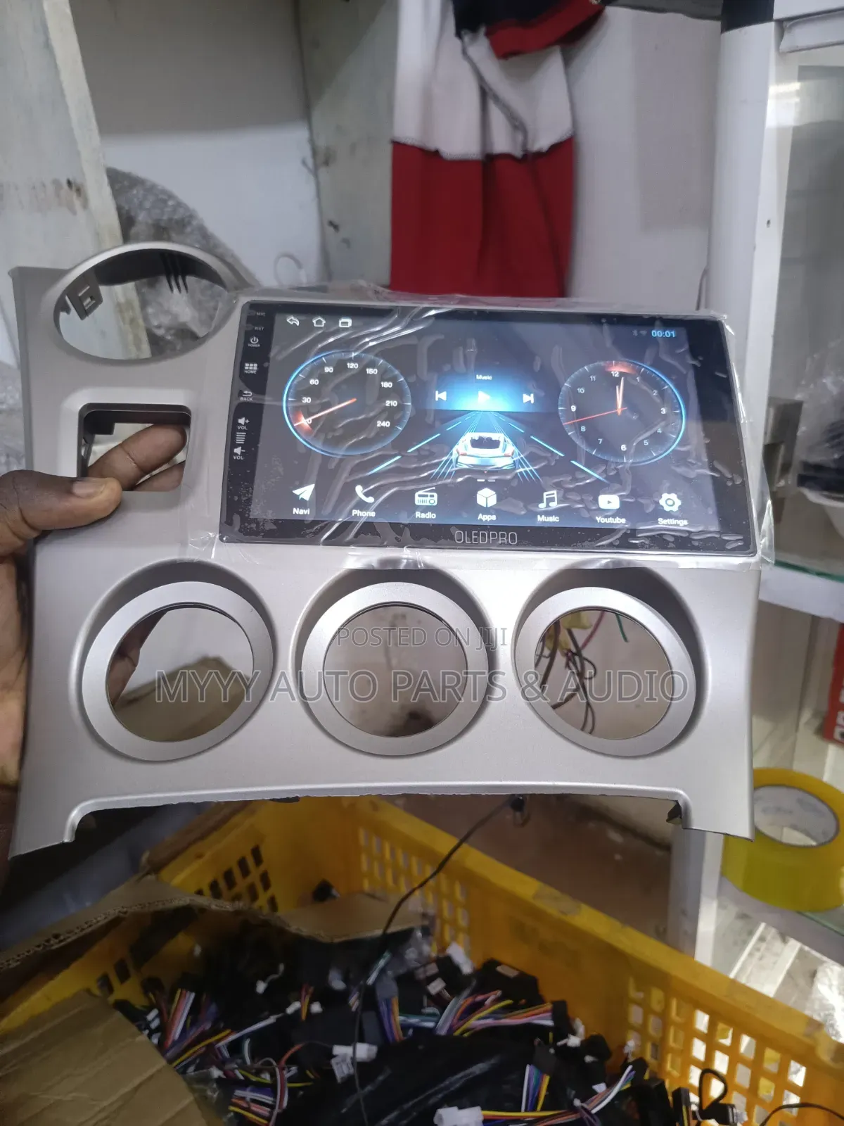 Car Play Android Screen for Toyota Matrix and Vibe Pontiac 2008-2012