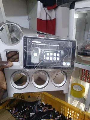 Car Play Android Screen for Toyota Matrix and Vibe Pontiac 2008-2012