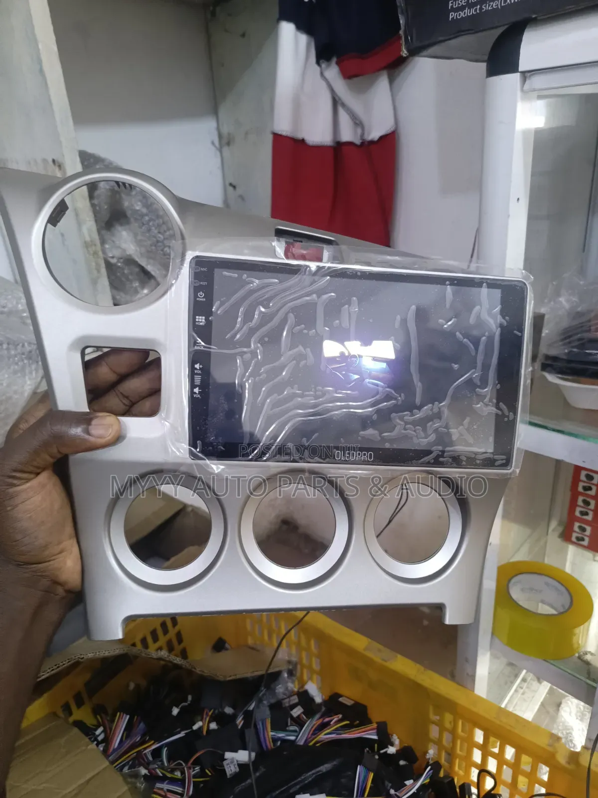 Car Play Android Screen for Toyota Matrix and Vibe Pontiac 2008-2012