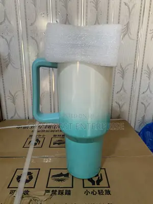 Premium 304 Stainless Steel Double-Layer Insulated 40oz Car Cup