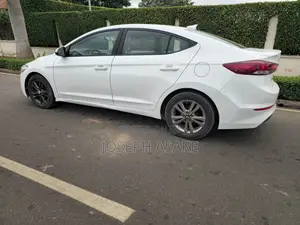 Hyundai Elantra 2017 White