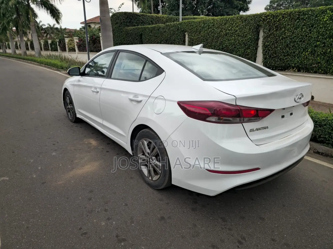 Hyundai Elantra 2017 White
