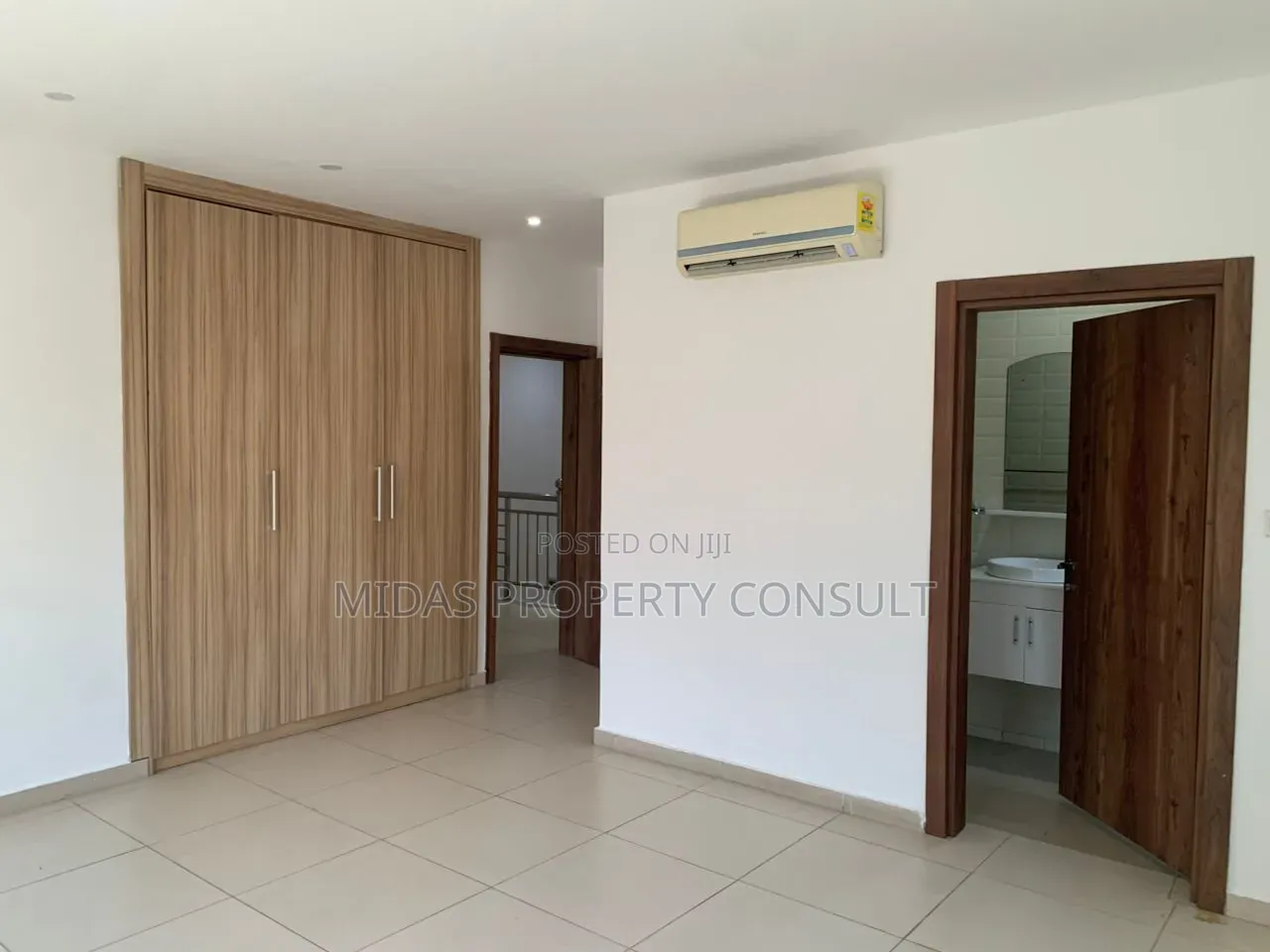 3bdrm Townhouse/Terrace in Cantonment, US Embassy Area for sale