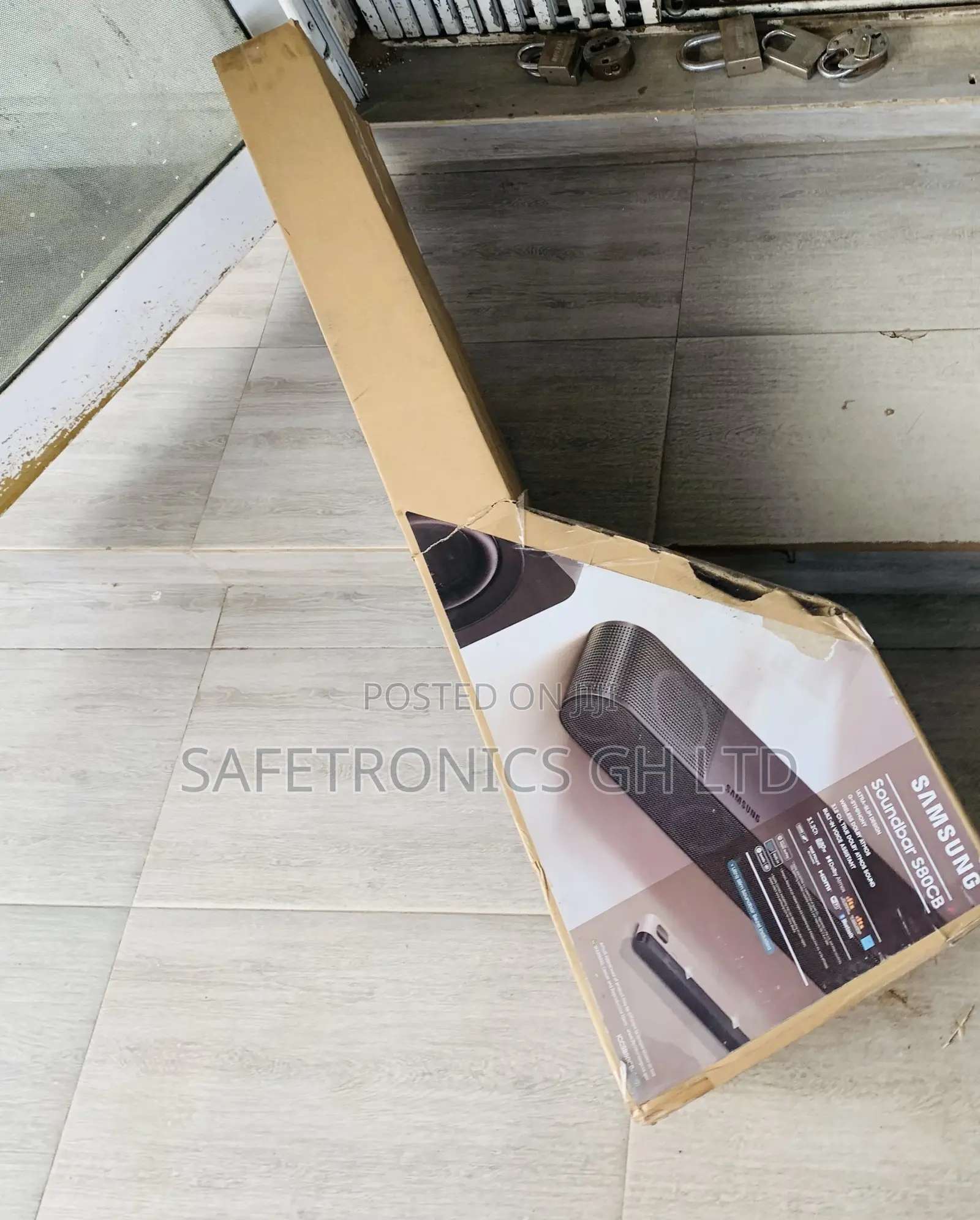 Exclusive (S80CB) 330W Samsung Bluetooth 3.2.1ch Soundbar