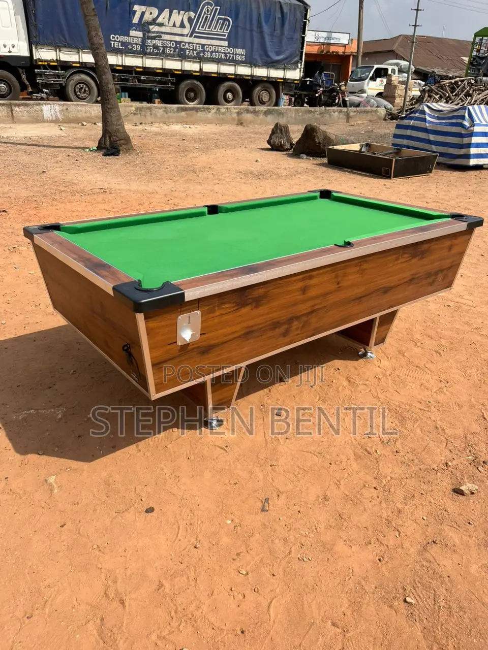 Standard Coin Operated Pool Table Set