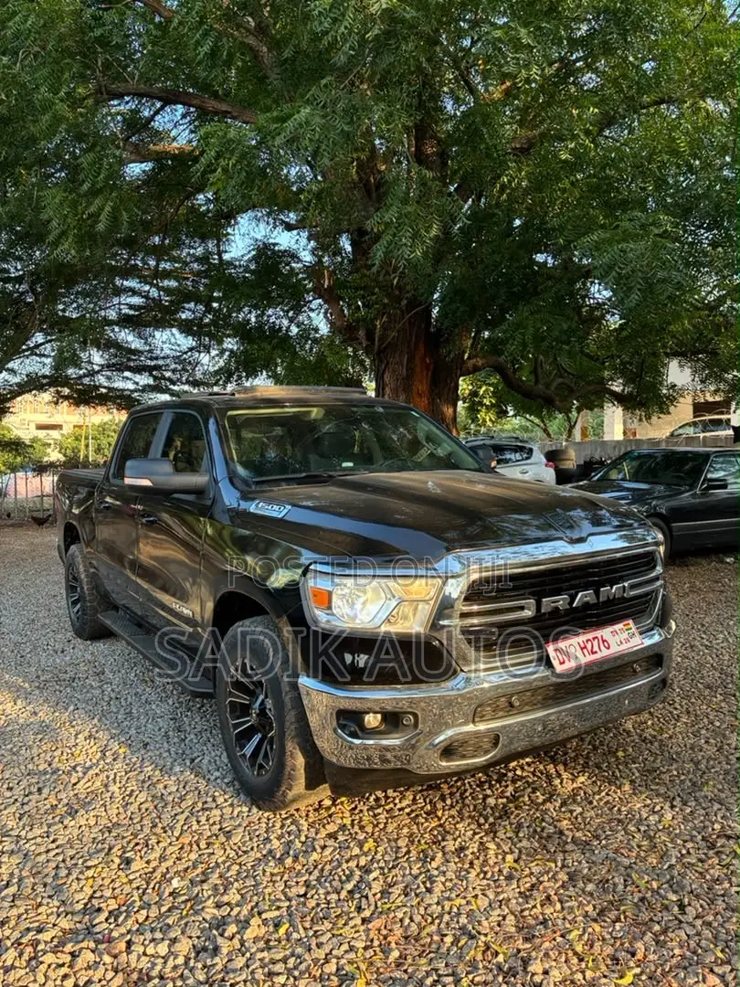 Dodge RAM 1500 3.6 Petrol AWD 2020 Black
