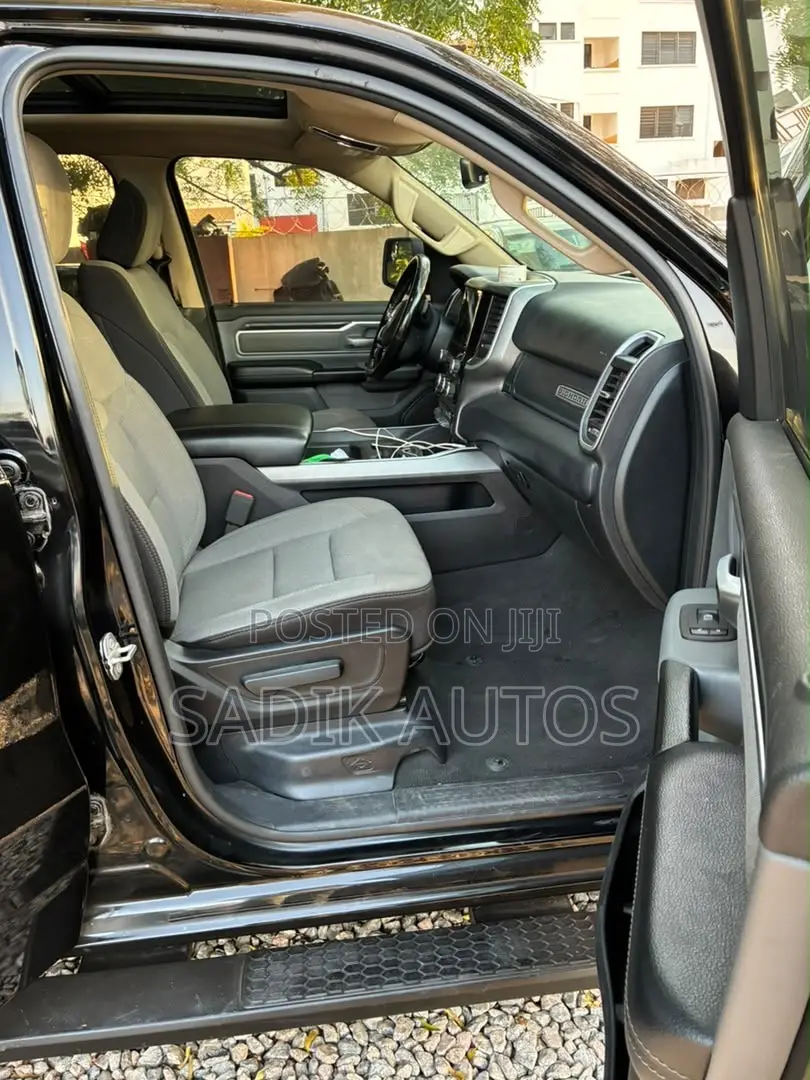 Dodge RAM 1500 3.6 Petrol AWD 2020 Black