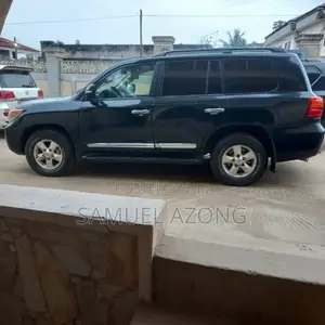 Toyota Land Cruiser 4.5 V8 GX-R 2012 Black