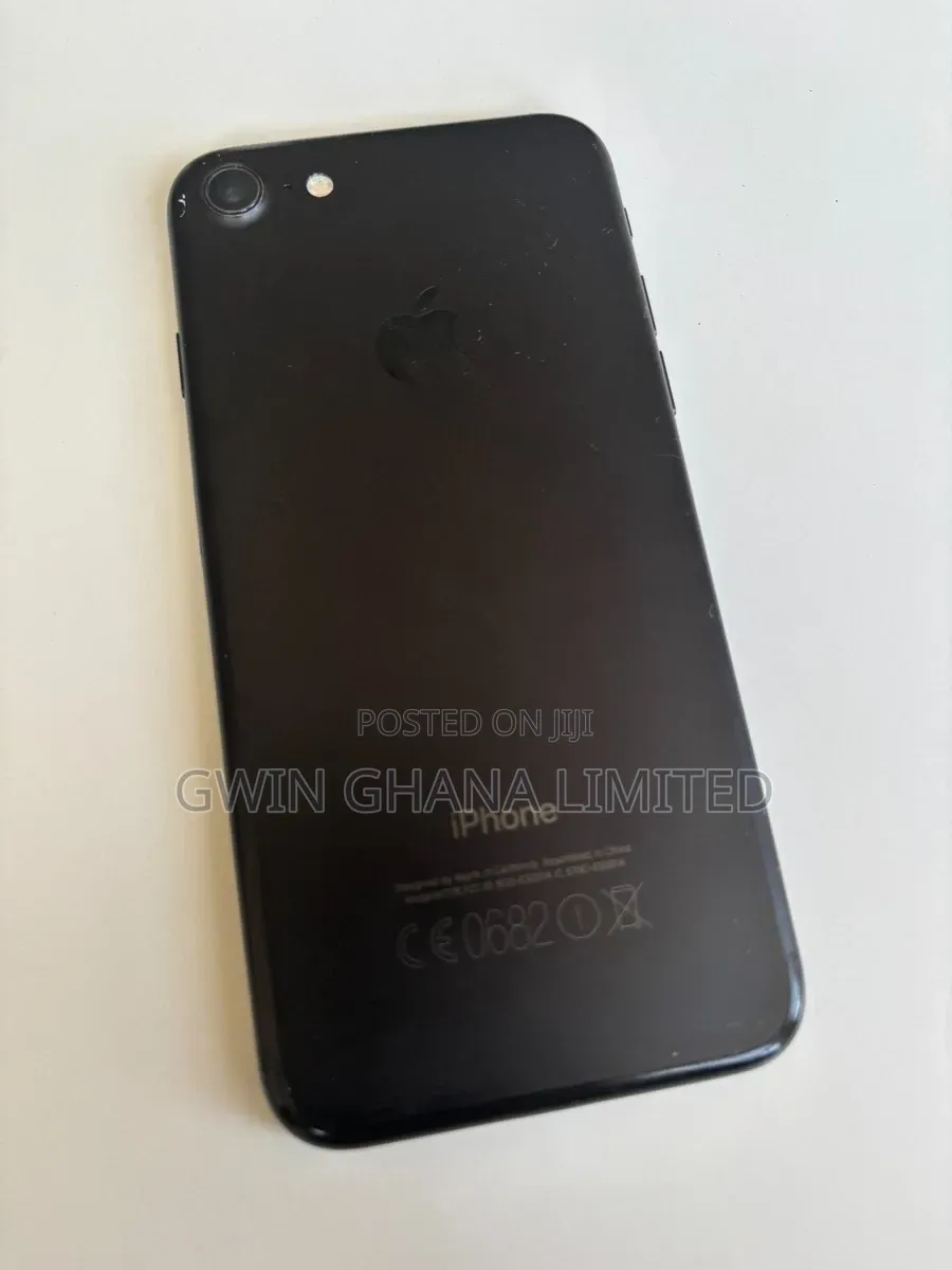 Apple iPhone 7 128 GB Black