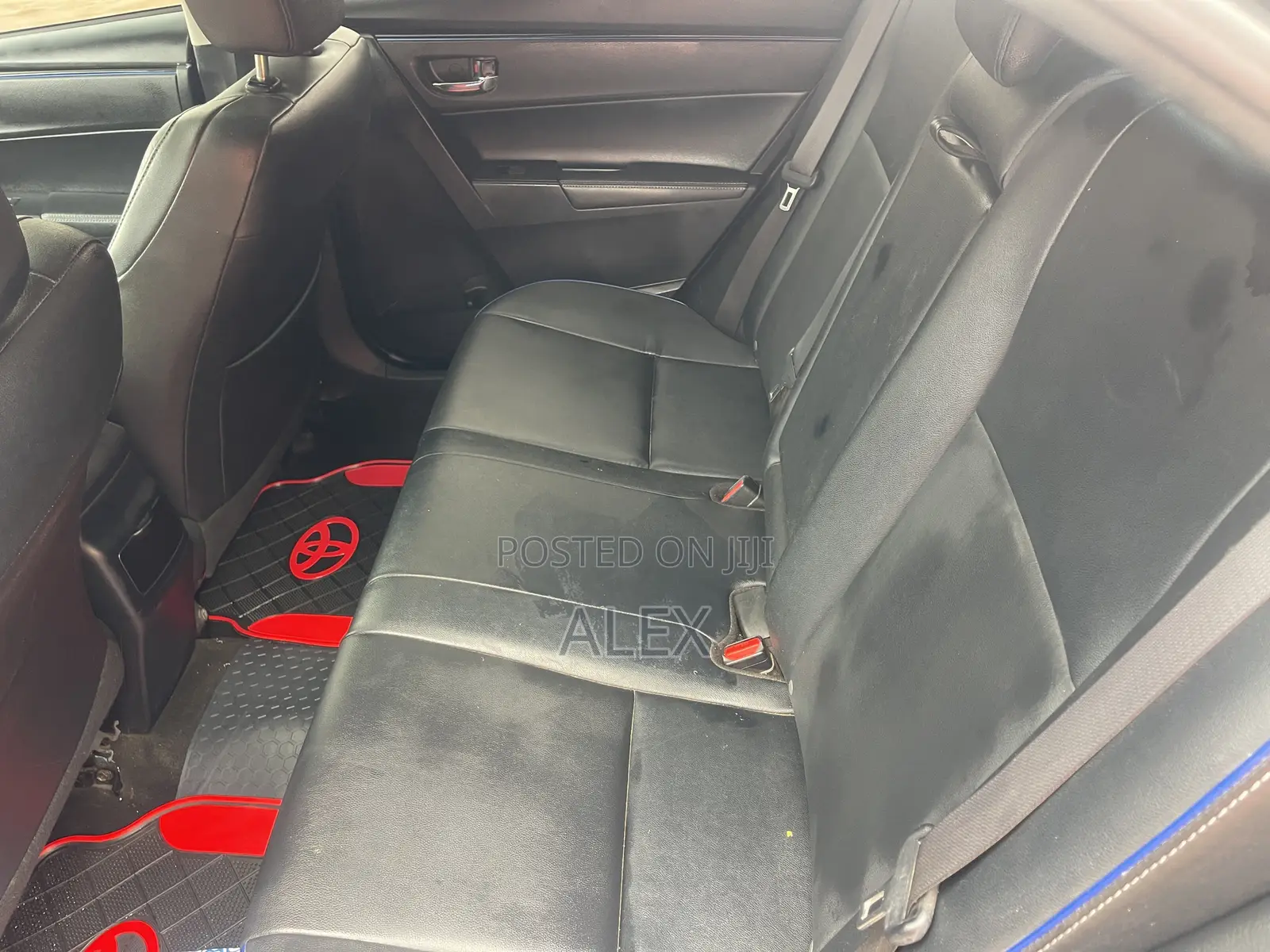 Toyota Corolla XSE 4dr Sedan (1.8L 4cyl CVT) 2017 Black
