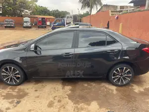 Toyota Corolla XSE 4dr Sedan (1.8L 4cyl CVT) 2017 Black