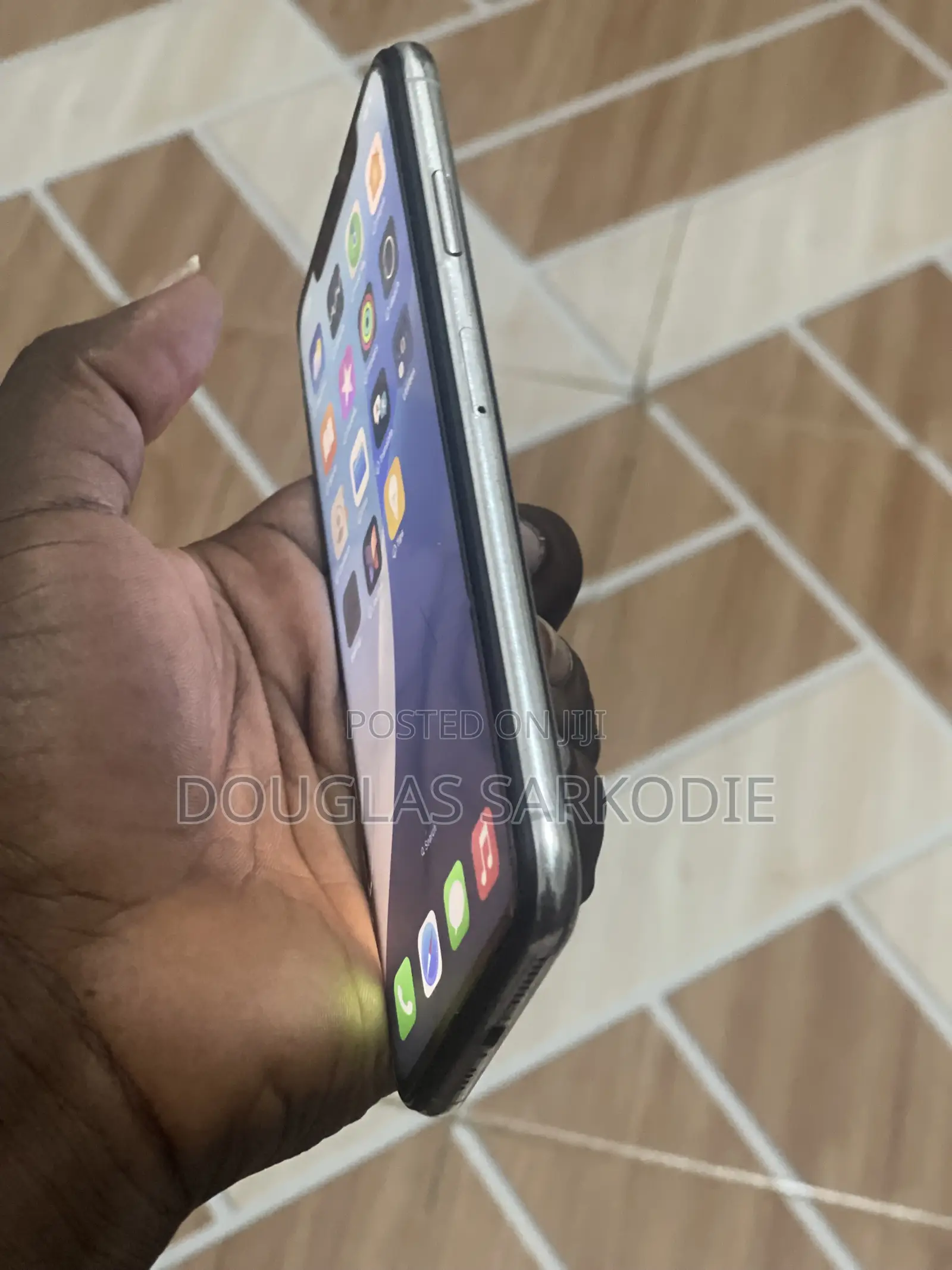 Apple iPhone XS Max 64 GB White