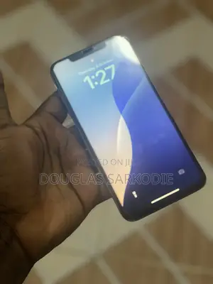 Apple iPhone XS Max 64 GB White