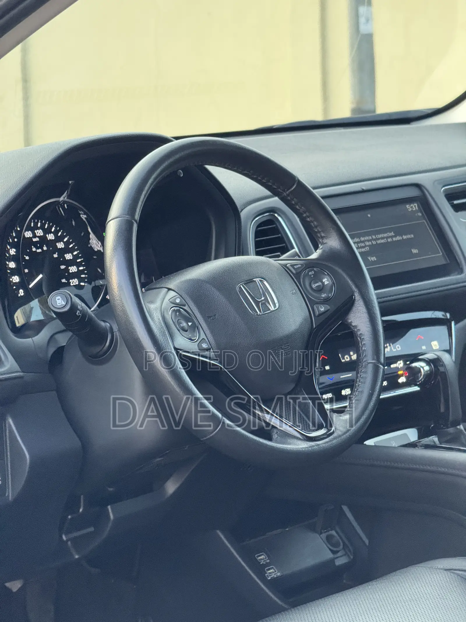 Honda HR-V Touring AWD 2019 Silver