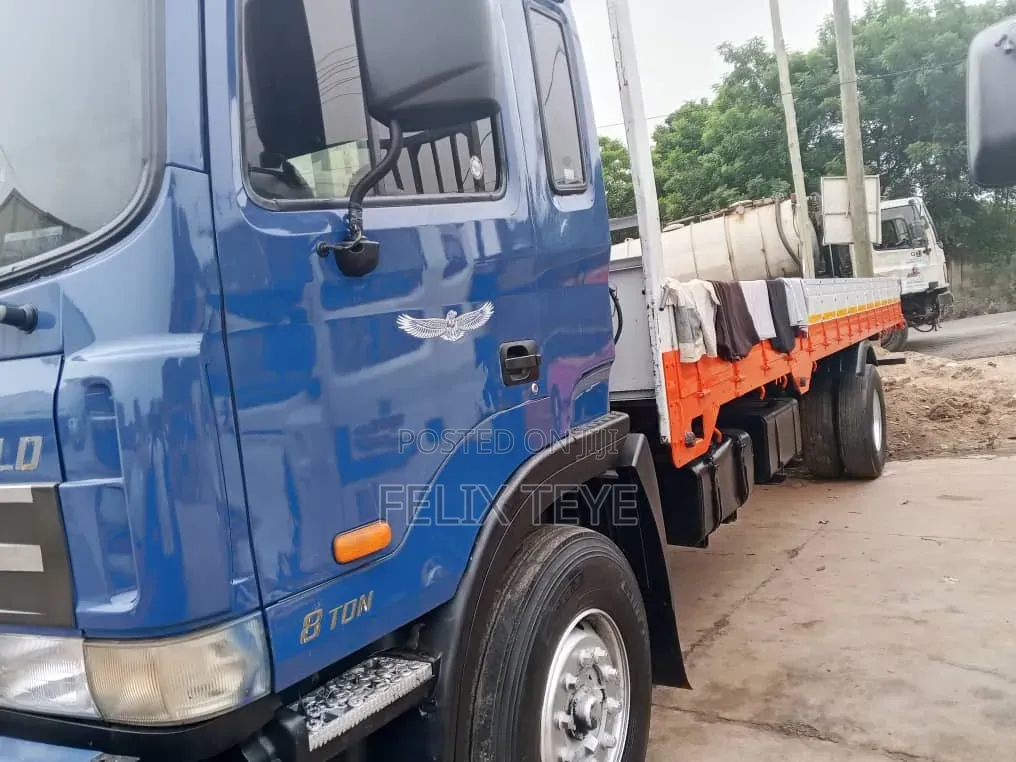Hyundai Gold 8 Ton Manual Engine