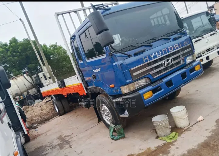 Hyundai Gold 8 Ton Manual Engine