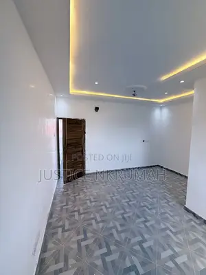 1bdrm Apartment in Mr Justice Estate, Bortiano for rent