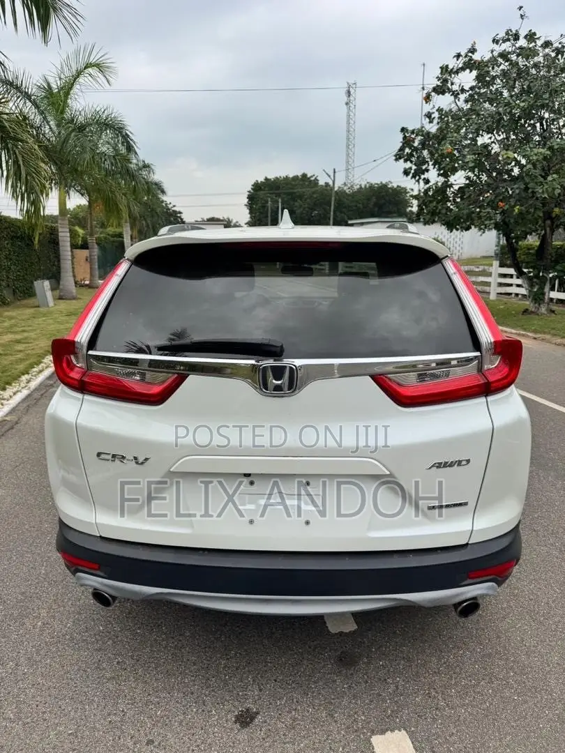 Honda CR-V Touring 4dr SUV AWD (1.5L 4cyl CVT) 2017 White