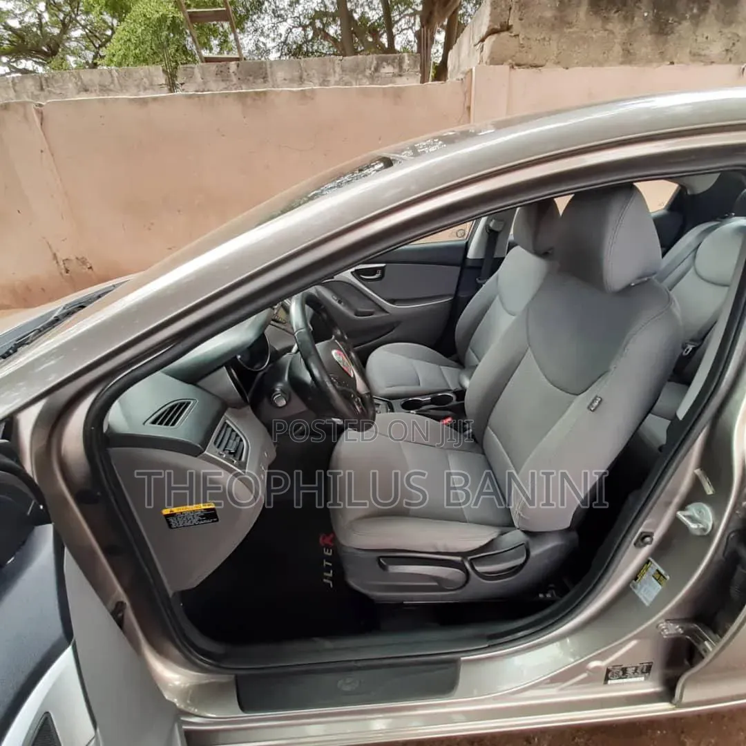 Hyundai Elantra GLS Automatic 2012 Gray