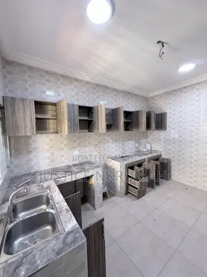 2bdrm Apartment in Mr Justice Estate, Bortiano for rent