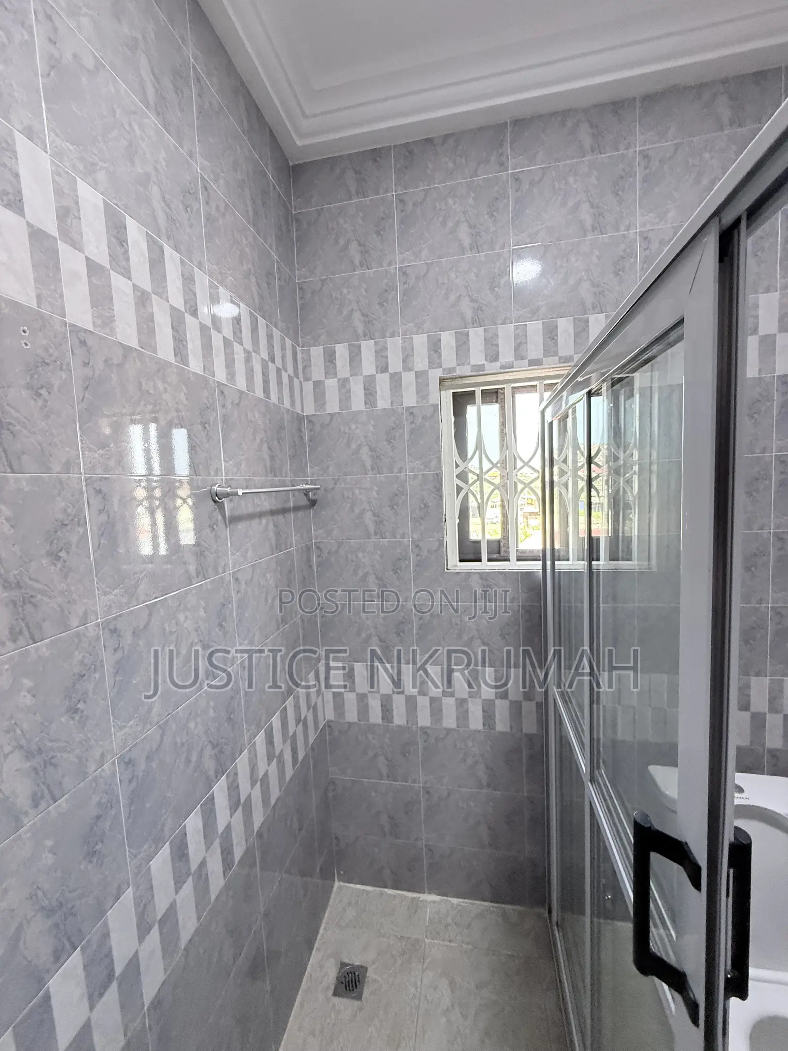 2bdrm Apartment in Mr Justice Estate, Bortiano for rent