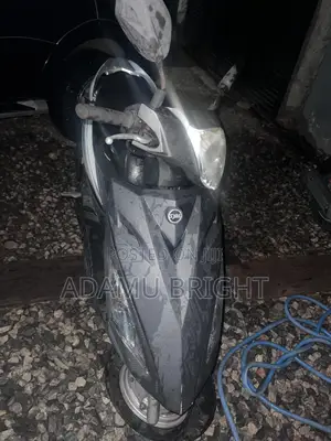 SYM Mio 2019 Black