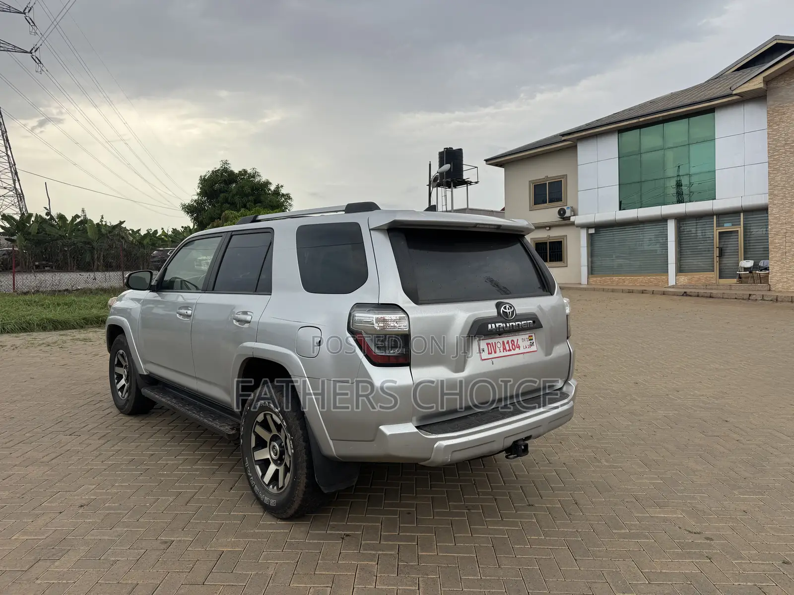 Toyota 4-Runner TRD Off Road 4dr 4x4 (4.0L 6cyl 5A) 2017 Silver