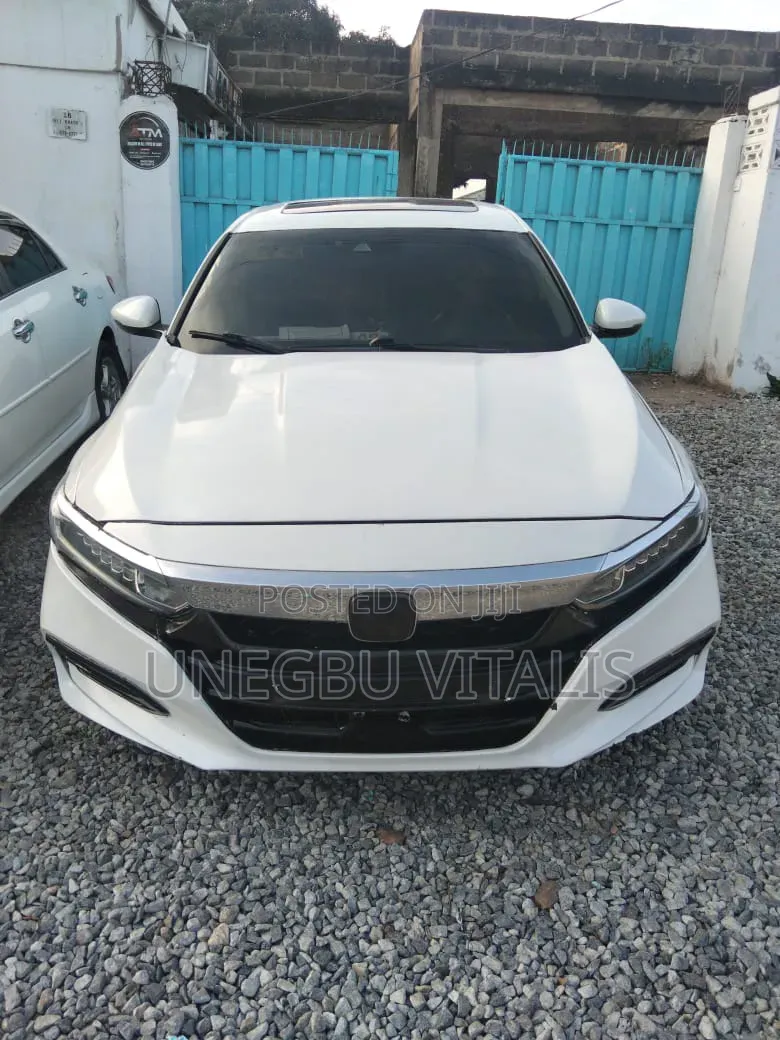 Honda Accord EX-L 2.0T 2018 White