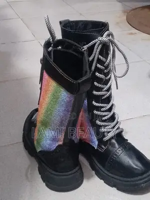 Unisex High Top Boots Size 35