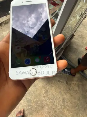 Apple iPhone 8 Plus 64 GB Pink