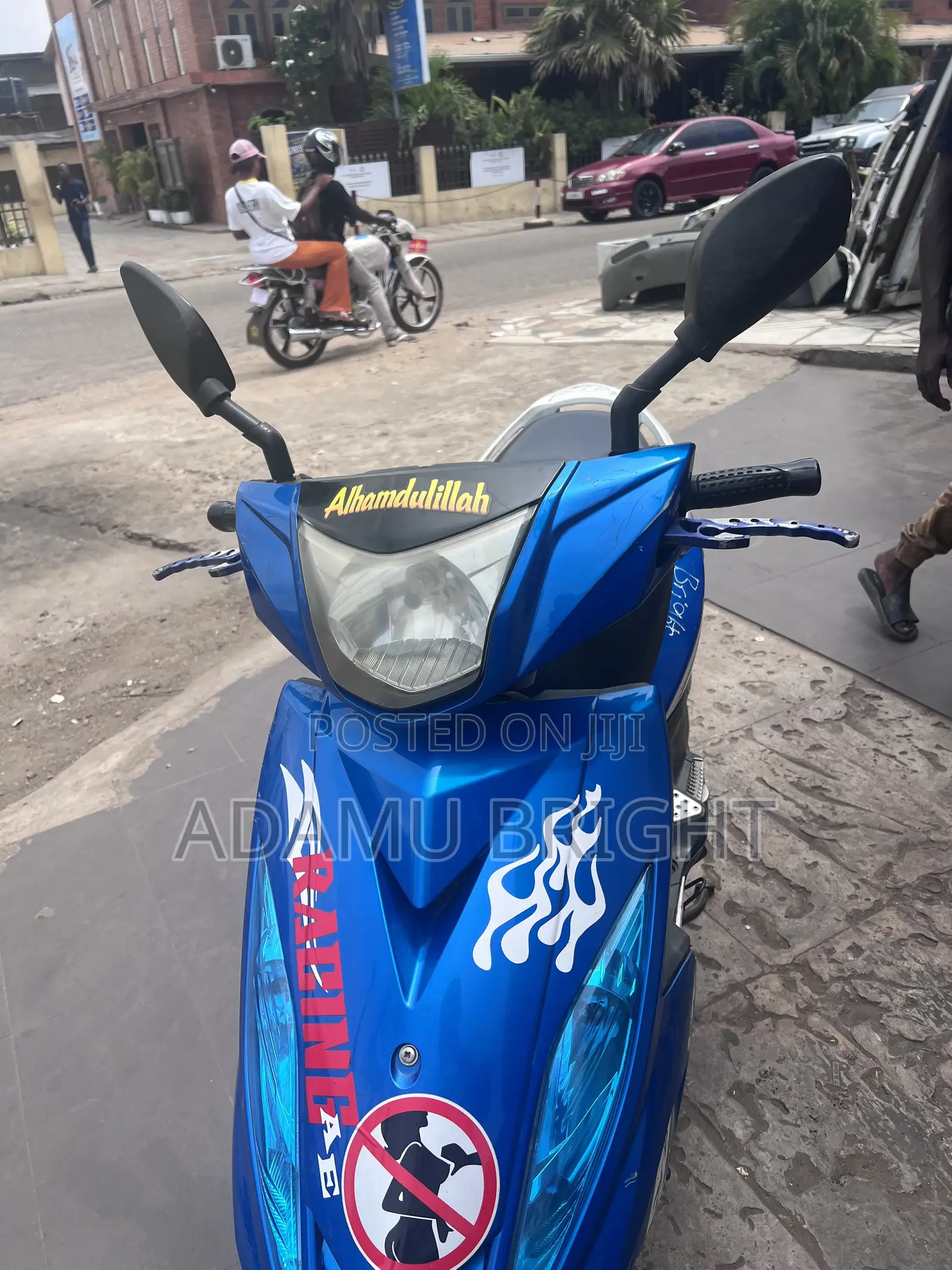 Yamaha 2018 Brown