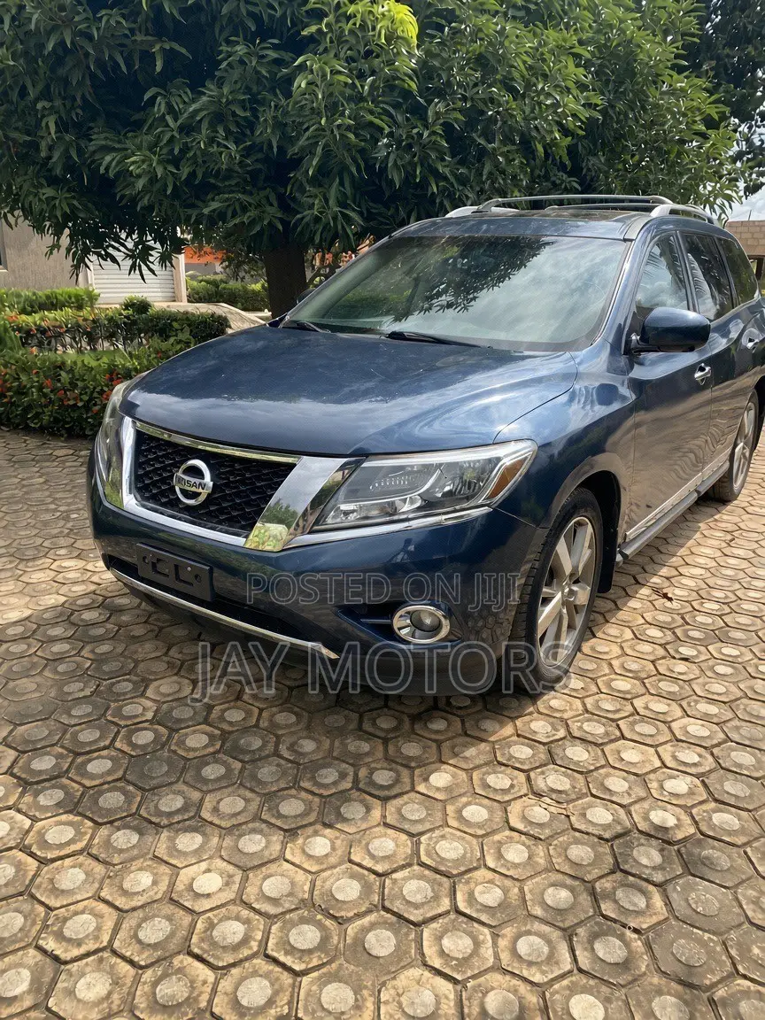 Nissan Pathfinder Platinum 4dr 4x4 (3.5L 6cyl) 2016 Blue