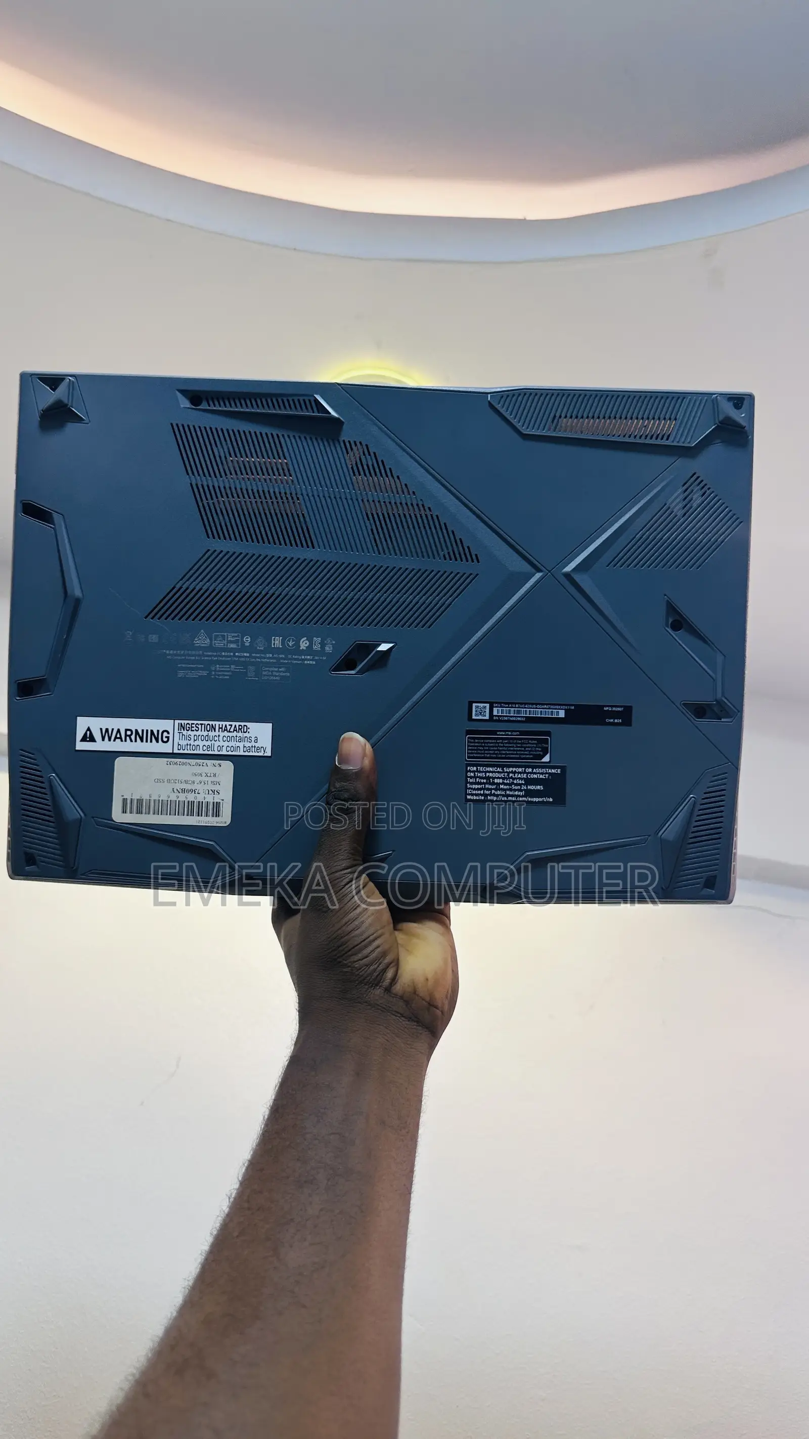 Laptop MSI MSI Sword 15 8GB AMD Ryzen 5 SSD 512GB