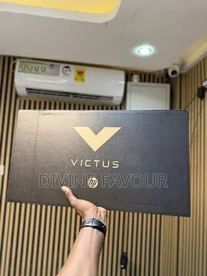 New Laptop HP Victus 15 16GB Intel Core i7 SSD 512GB