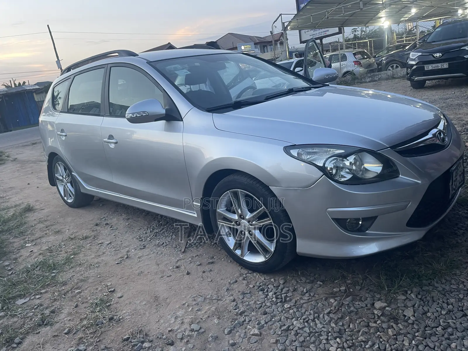 Hyundai i30 cw 2.0 2011 Silver