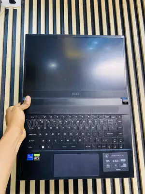 Laptop MSI GS66 Stealth 11UH 16GB Intel Core i7 SSD 512GB
