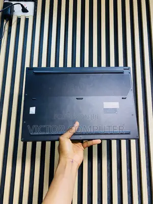 Laptop MSI GS66 Stealth 11UH 16GB Intel Core i7 SSD 512GB