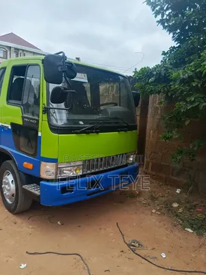 Hino Rhino