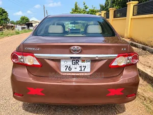 Toyota Corolla LE Special Edition 4dr Sedan (1.8L 4cyl 4A) 2013 Brown